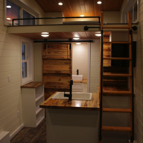 tiny home on wheels